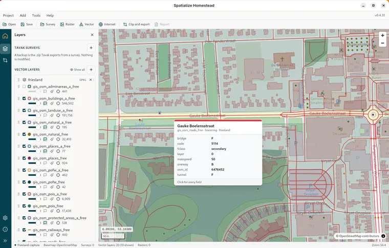 A hover tip: the object's name, its layer, the first fields, its position.