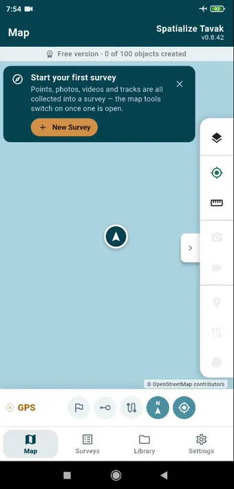 First launch, deliberately in airplane mode: the Map tab draws, the GPS bar reads, the tools rail waits on the right. The only thing in Tavak that needs a connection is fetching online basemap tiles you have not seen before.