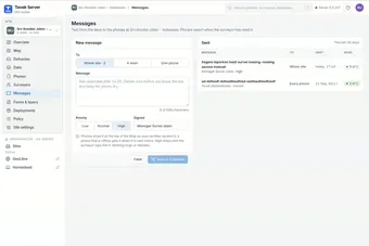 Writing a message on the server: who it goes to, its priority, and who signs it. Sent messages are listed on the right.